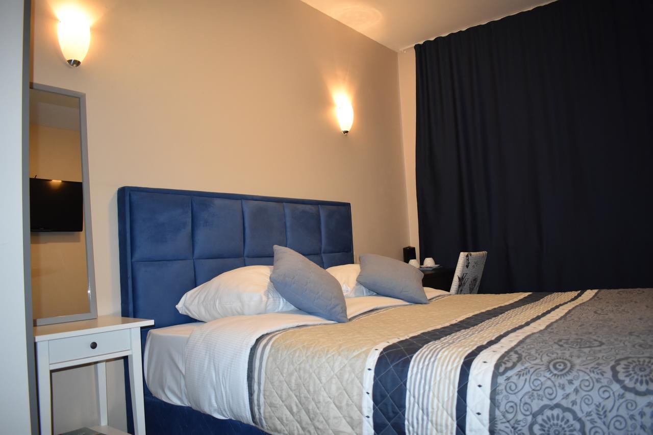 Hôtel Méribel Saint-Josse-ten-Noode Extérieur photo