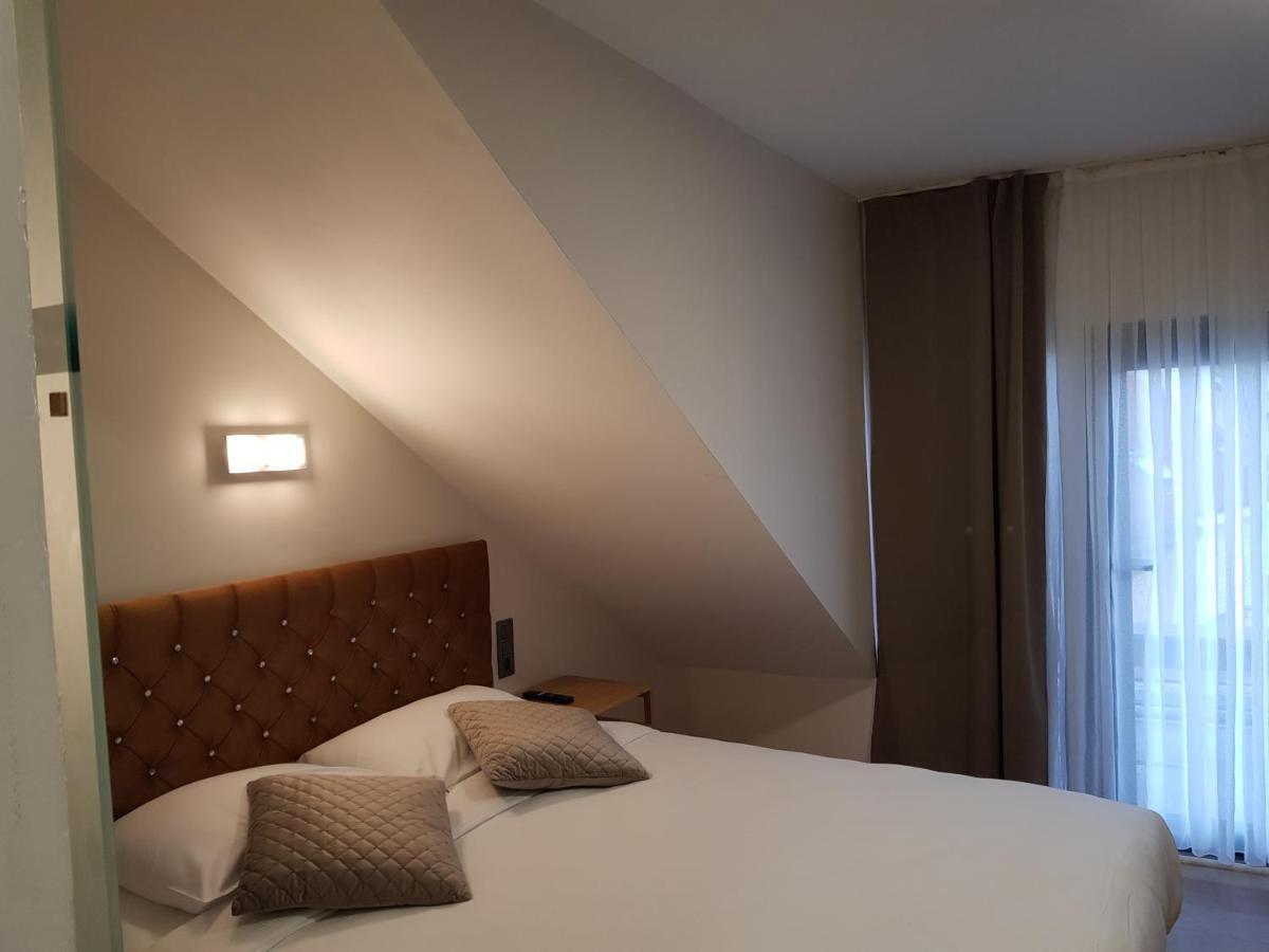Hôtel Méribel Saint-Josse-ten-Noode Extérieur photo
